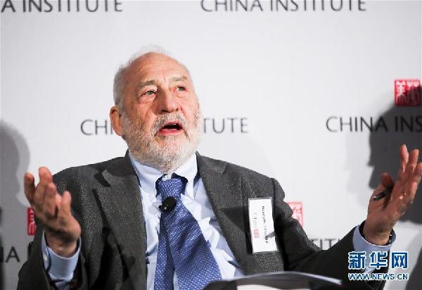 (中美貿(mào)易摩擦·圖文互動(dòng))(1)施蒂格利茨:美通過貿(mào)易保護(hù)解決赤字問題方式太“原始”