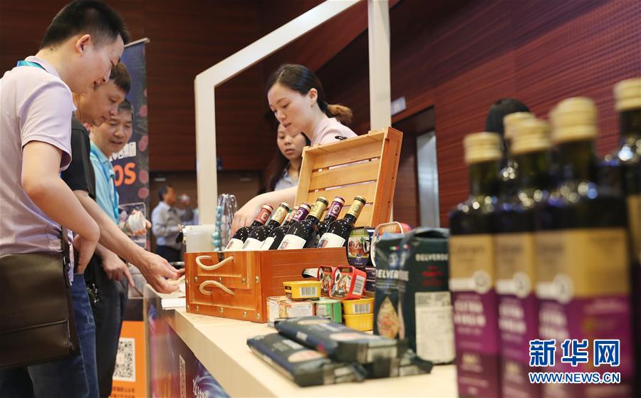 （新華全媒頭條&middot;圖文互動(dòng)）（2）一展匯世界&mdash;&mdash;寫在首屆中國(guó)國(guó)際進(jìn)口博覽會(huì)開幕之際