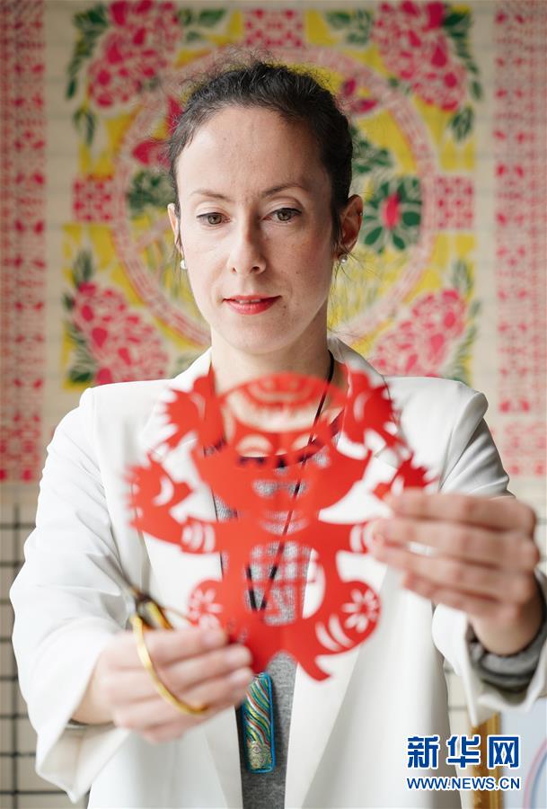 (習(xí)近平出訪配合稿·圖文互動)(3)綜述:互利共贏 敢為人先——中法關(guān)系行穩(wěn)致遠(yuǎn)