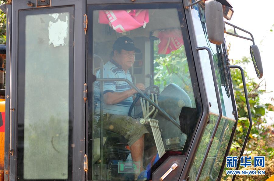 （國際&middot;&ldquo;一帶一路&rdquo;高峰論壇&middot;圖文互動(dòng)）（1）老撾村民的夢(mèng)想在中老鐵路上延伸