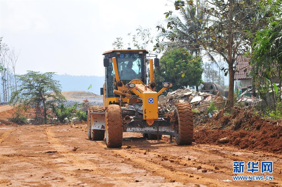 （國際&middot;&ldquo;一帶一路&rdquo;高峰論壇&middot;圖文互動(dòng)）（2）老撾村民的夢(mèng)想在中老鐵路上延伸