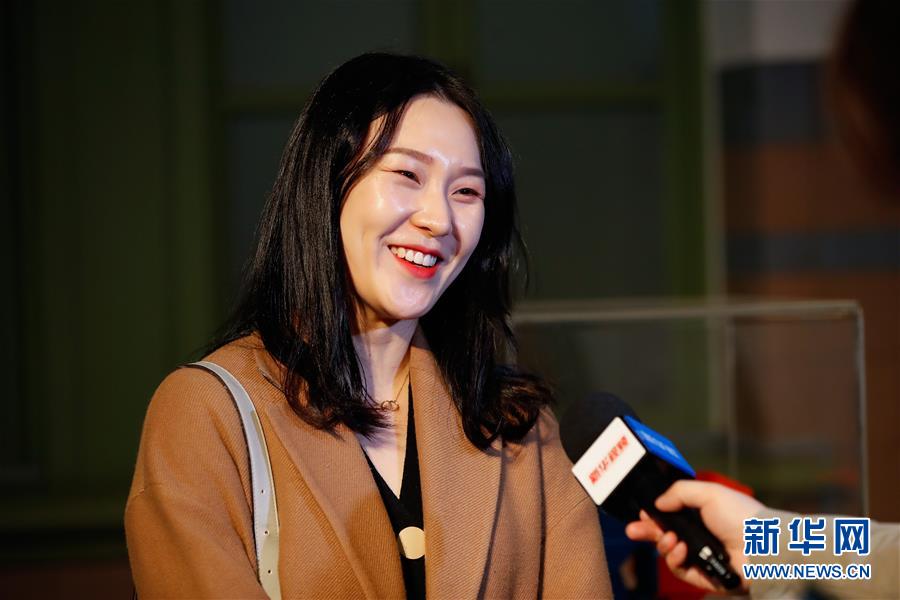 (國際·圖文互動(dòng))(3)通訊:敲響半島和平鐘聲——走訪韓朝非軍事區(qū)首爾藝術(shù)展