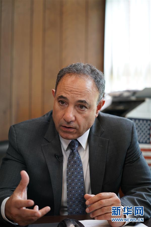 （國(guó)際&middot;圖文互動(dòng)）（1）通訊：安全、好用、實(shí)惠&mdash;&mdash;美國(guó)電信運(yùn)營(yíng)商的華為親體驗(yàn)