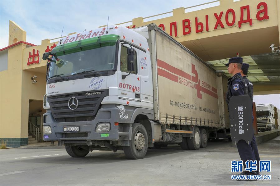 (經(jīng)濟)(5)卡拉蘇口岸:中塔貿(mào)易迎“春風”