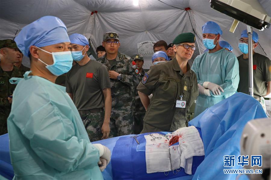 (國際)(3)多國軍官觀摩中德“聯(lián)合救援-2019”衛(wèi)勤實兵聯(lián)合演習