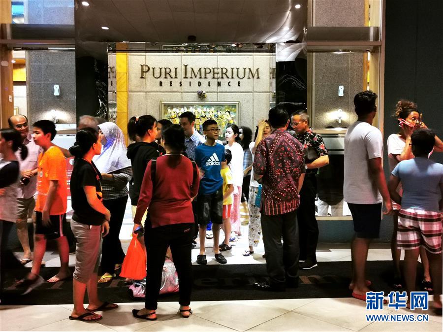 (國際)(2)印度尼西亞發(fā)生地震 首都震感強烈