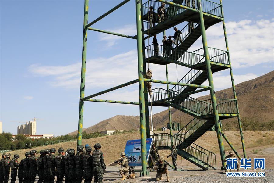 （軍事）（1）中吉&ldquo;合作-2019&rdquo;聯(lián)合反恐演練開(kāi)展聯(lián)合訓(xùn)練