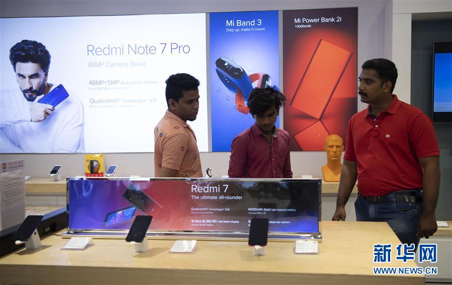 （習(xí)近平出訪配合稿&middot;圖文互動(dòng)）（5）特稿：電影、瑜伽、智能手機(jī)&mdash;&mdash;中印兩個(gè)文明古國(guó)交往&ldquo;新故事&rdquo;