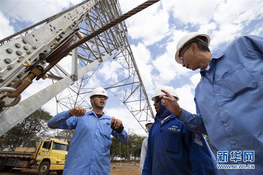 （新華全媒頭條&middot;圖文互動(dòng)）（6）特稿：全面提升中希合作交流水平 推動(dòng)金磚峰會(huì)取得豐碩成果&mdash;&mdash;寫(xiě)在習(xí)近平主席對(duì)希臘進(jìn)行國(guó)事訪問(wèn)并赴巴西出席金磚國(guó)家領(lǐng)導(dǎo)人第十一次會(huì)晤之際