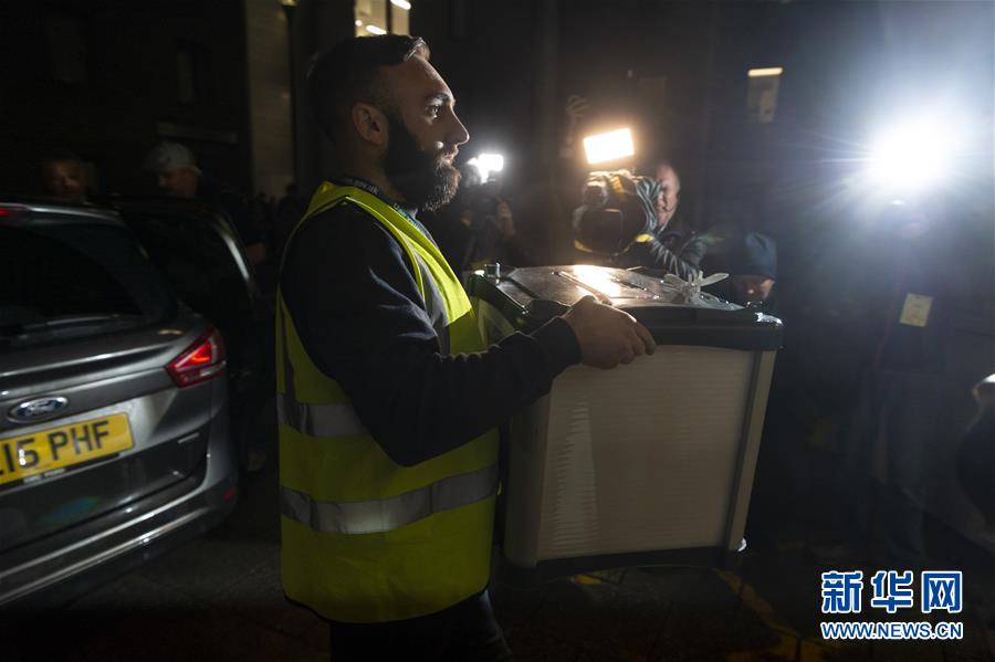 (國際)(1)出口民調(diào)顯示英國保守黨在議會選舉中領先