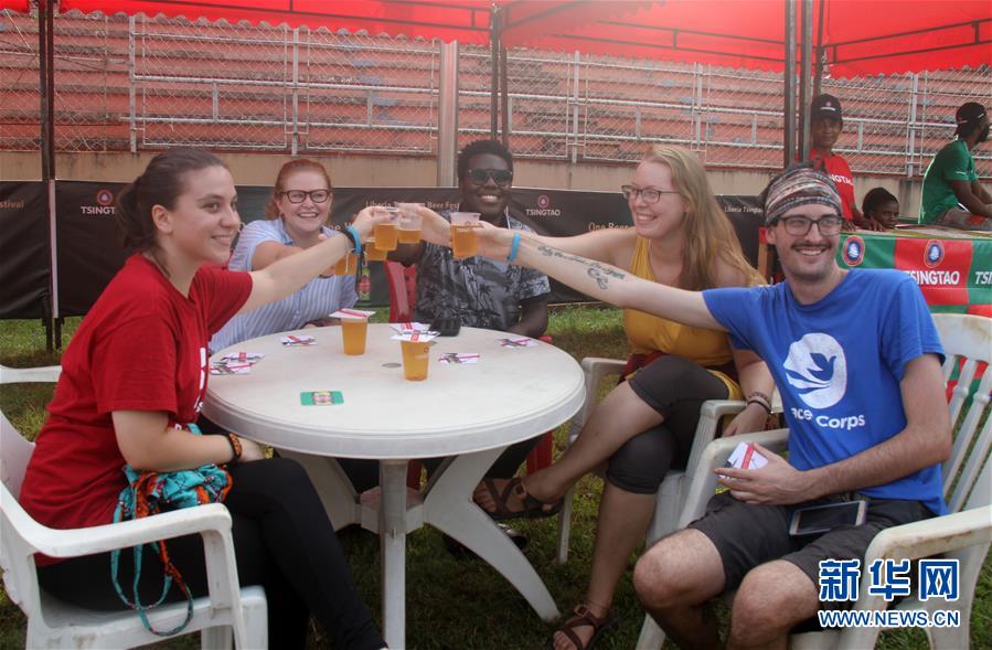 （國際&middot;圖文互動(dòng)）（4）通訊：中國啤酒節(jié)走進(jìn)非洲海濱城市