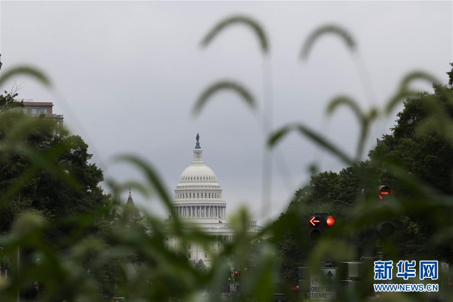 (國(guó)際疫情)(2)美國(guó)累計(jì)新冠死亡病例超過19萬例