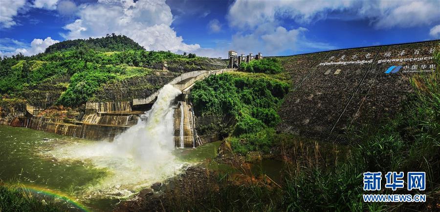 (國際·圖文互動)(2)通訊:踐行綠色發(fā)展 持續(xù)造福民生——記中國華電柬埔寨額勒賽水電站項目