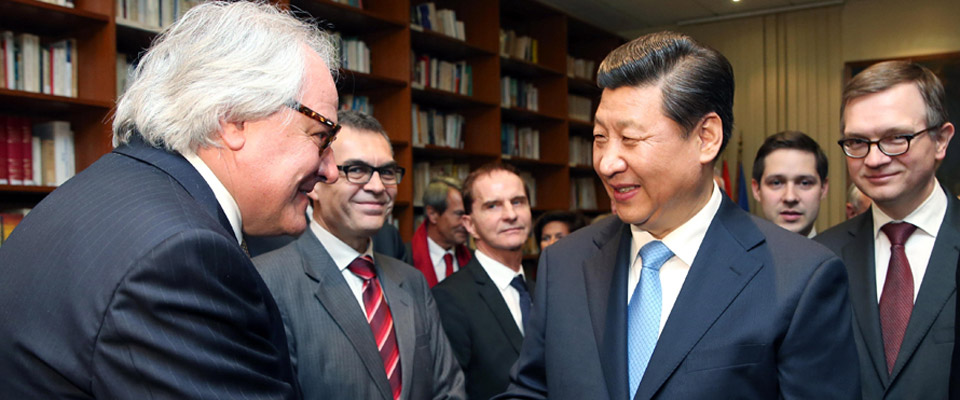 習(xí)近平參觀戴高樂基金會(huì)并會(huì)見法國友人