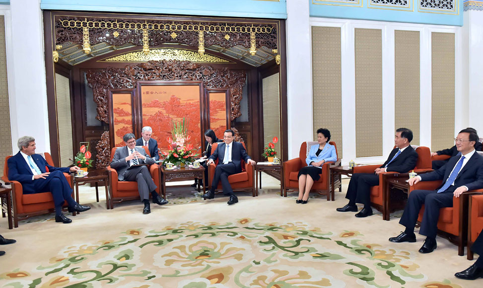 李克強(qiáng)會見美國國務(wù)卿克里和財(cái)長雅各布&middot;盧