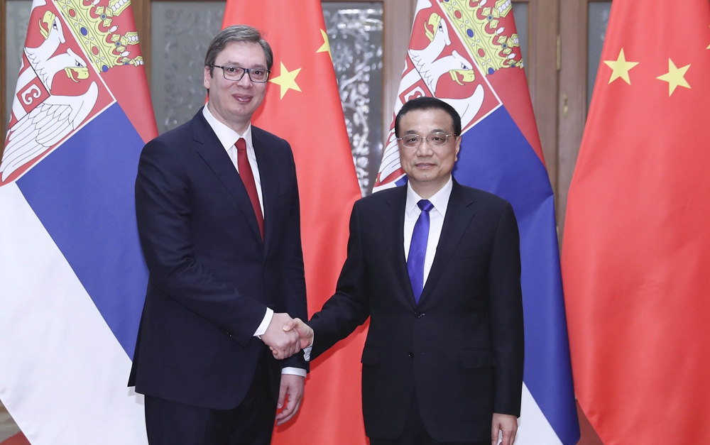 李克強(qiáng)會見塞爾維亞總理、當(dāng)選總統(tǒng)武契奇