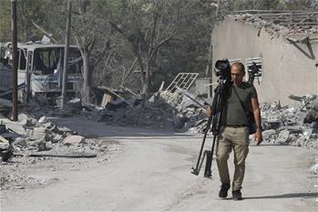 假如真有化武，我們?cè)趺纯赡苓€站在這里？&mdash;&mdash;來(lái)自敘利亞人的追問