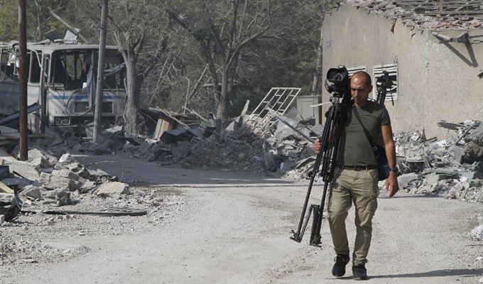 假如真有化武，我們?cè)趺纯赡苓€站在這里？&mdash;&mdash;來(lái)自敘利亞人的追問