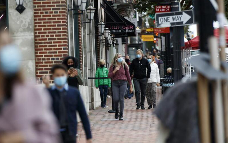 【微視頻】科學(xué)被&ldquo;捂上嘴&rdquo;？美國(guó)疫情應(yīng)對(duì)持續(xù)遭批！