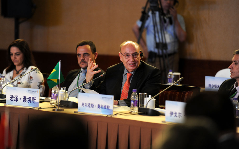 巴西金融資訊集團(tuán)總裁桑切斯發(fā)表講話(huà)